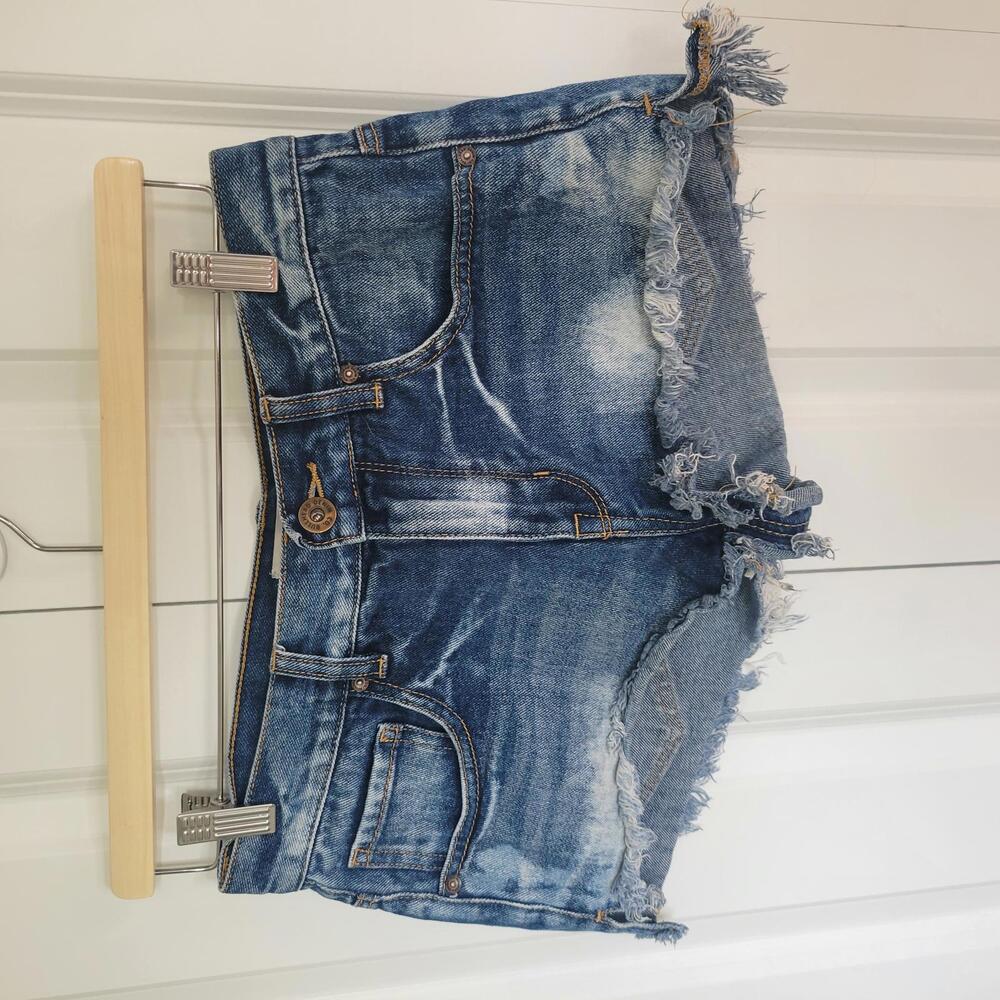 Bullhead Slouchy Short Size 5 Juniors